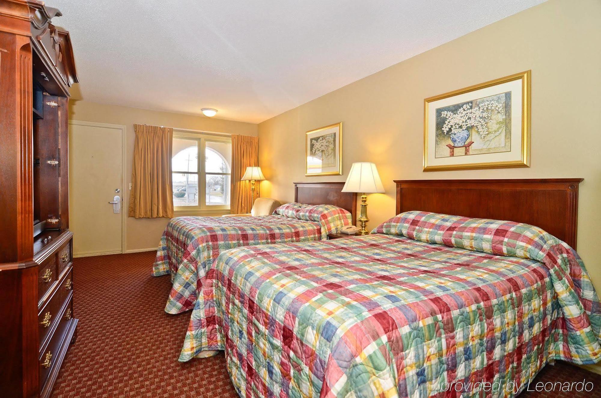 Americas Best Value Inn Чиллікоті Номер фото